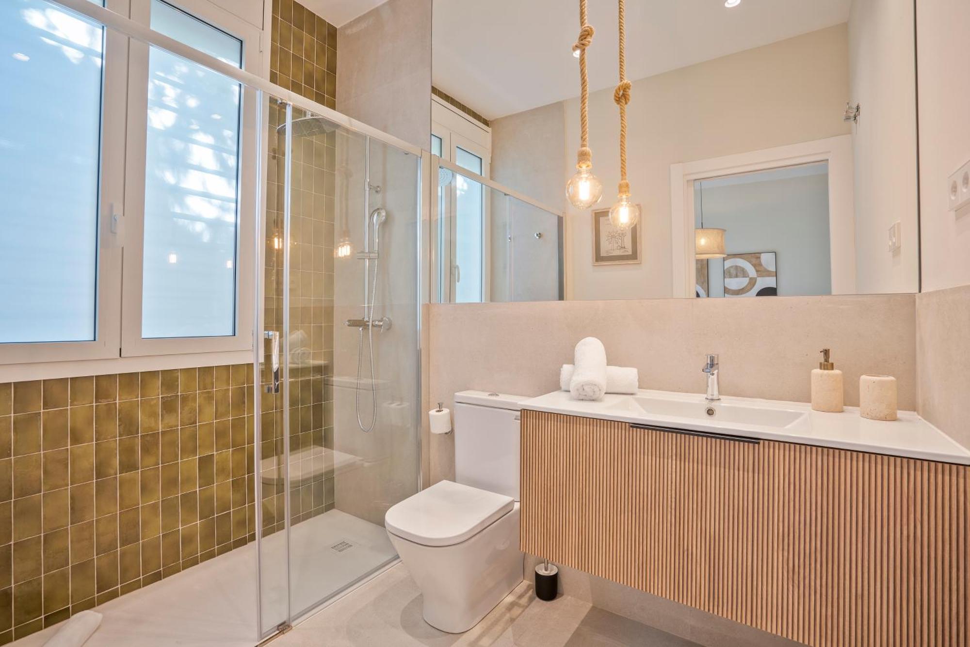 Sitges Spaces Garden Condo-2 Bedrooms, 2 Bathrooms, Garden Terrace, Near Center, Sleeps Up To 6- Monthly Rentals Only ภายนอก รูปภาพ